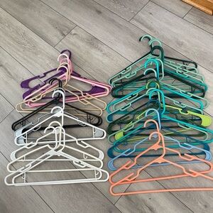 Colorful Plastic Hangers Set for Closet Organization set of 35